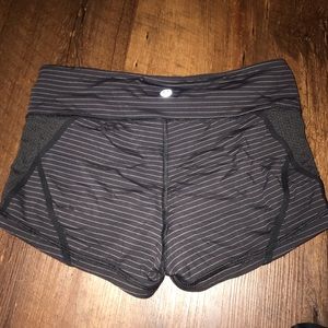 Lululemon yoga shorts